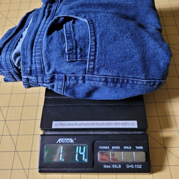 Quacker Factory Embellished Jean Capri's Misses Size Large - Picture 9 of 9